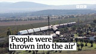 Scores dead in high-speed Spain train crash