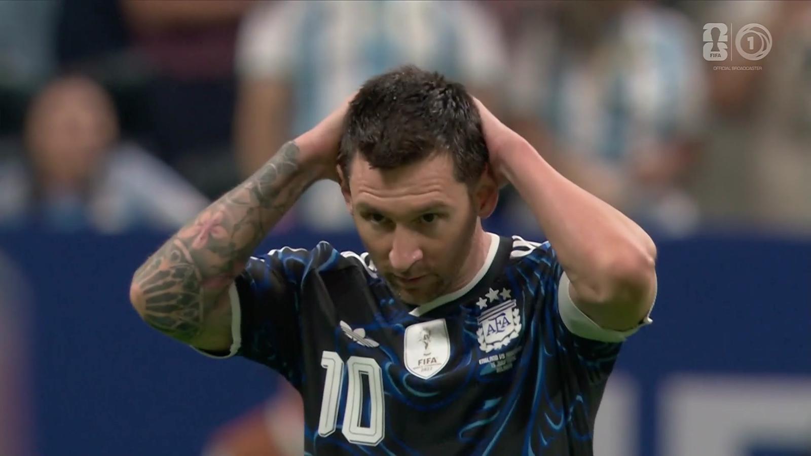 England V Argentina