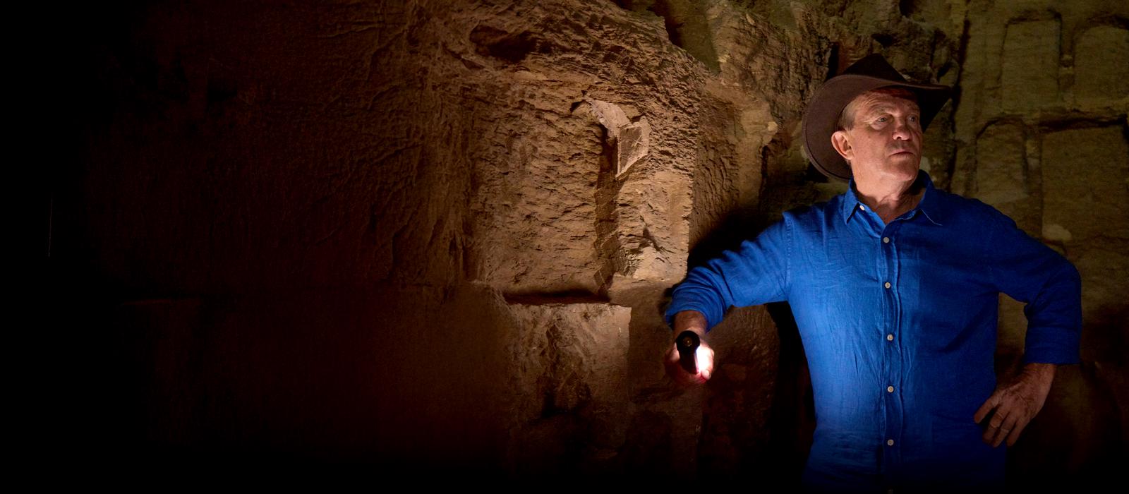 Bradley Walsh: Egypt's Cosmic Code